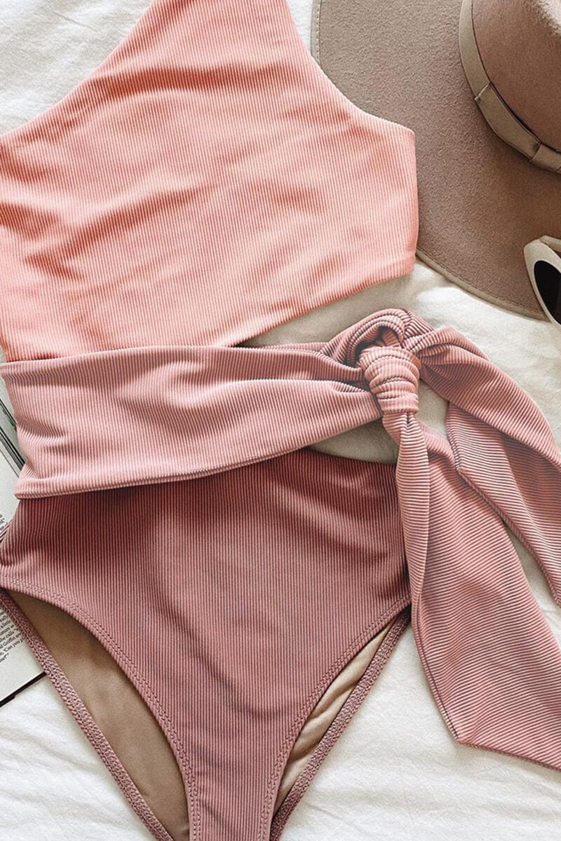 Bicolor Asimetrični Kostim s Trakom